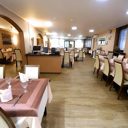 Il Piccolo Отель