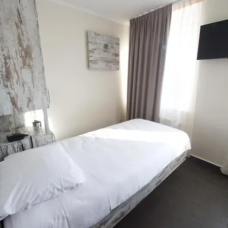 Il Piccolo Отель *